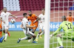 爱游戏APP-关于拉脱维亚队奋力拼搏，不畏强手击败对手的信息