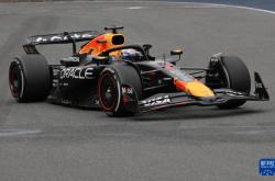 爱游戏官方-哈斯车队险胜红牛二队，塞恩斯统治全场的简单介绍