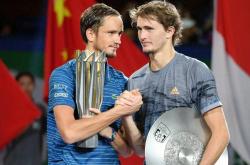 爱游戏在线-关于温网完胜ATP总决赛，兹维列夫扛起全队的信息