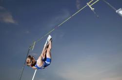 爱游戏在线-辽宁队冲垮快船，戈贝尔成为关键先生