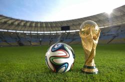 爱游戏官网-德甲争冠战与希腊狂胜丹麦，足球世界的冰与火之歌