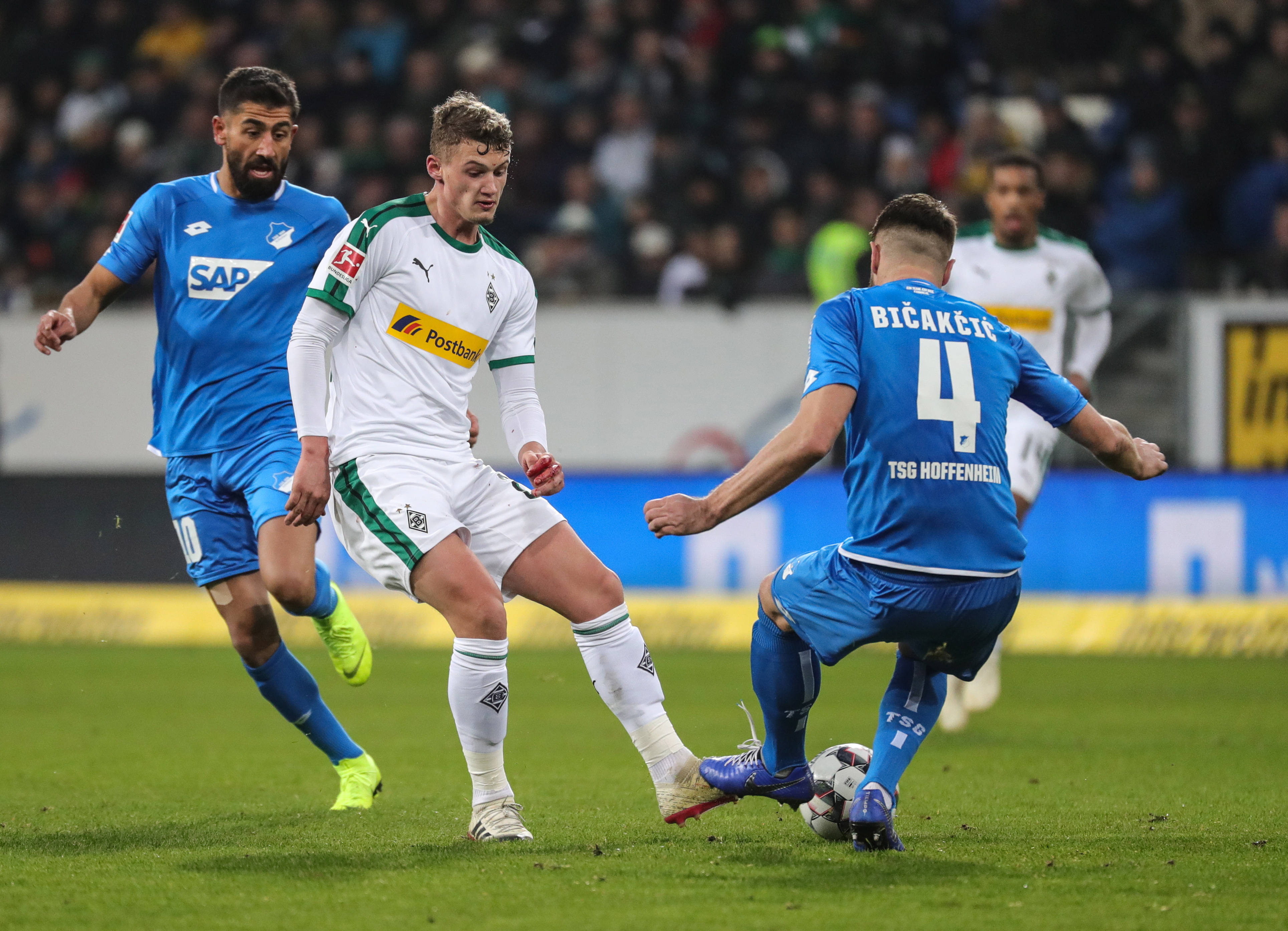 包含柏林联合客场不敌对手,联赛前景蒙阴霾的词条 包含柏林联合客场不敌对手,联赛前景蒙阴霾的词条