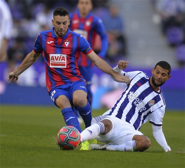 比利亚雷亚尔客场击败瓦拉多利德 比利亚雷亚尔客场击败瓦拉多利德