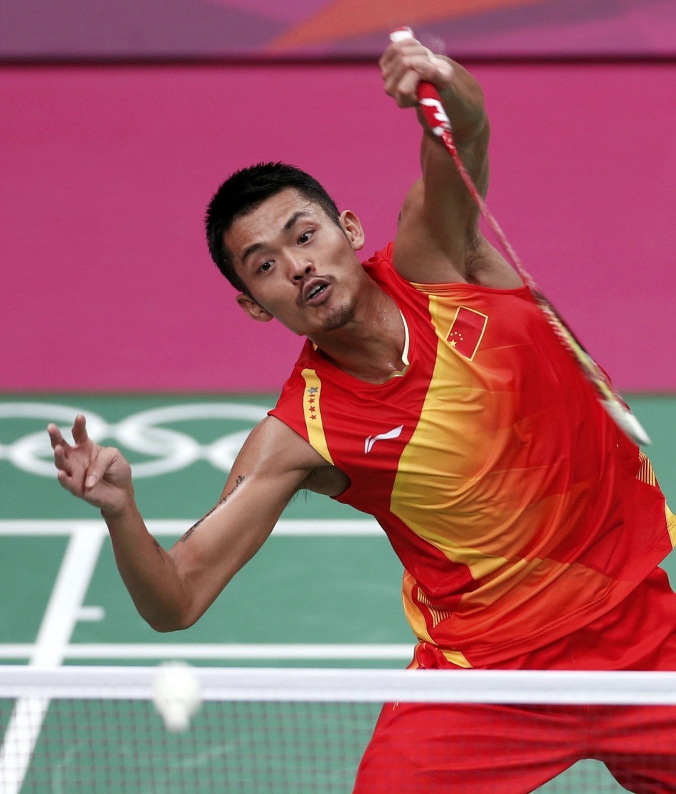 羽毛球冠军产生，选手精湛技艺