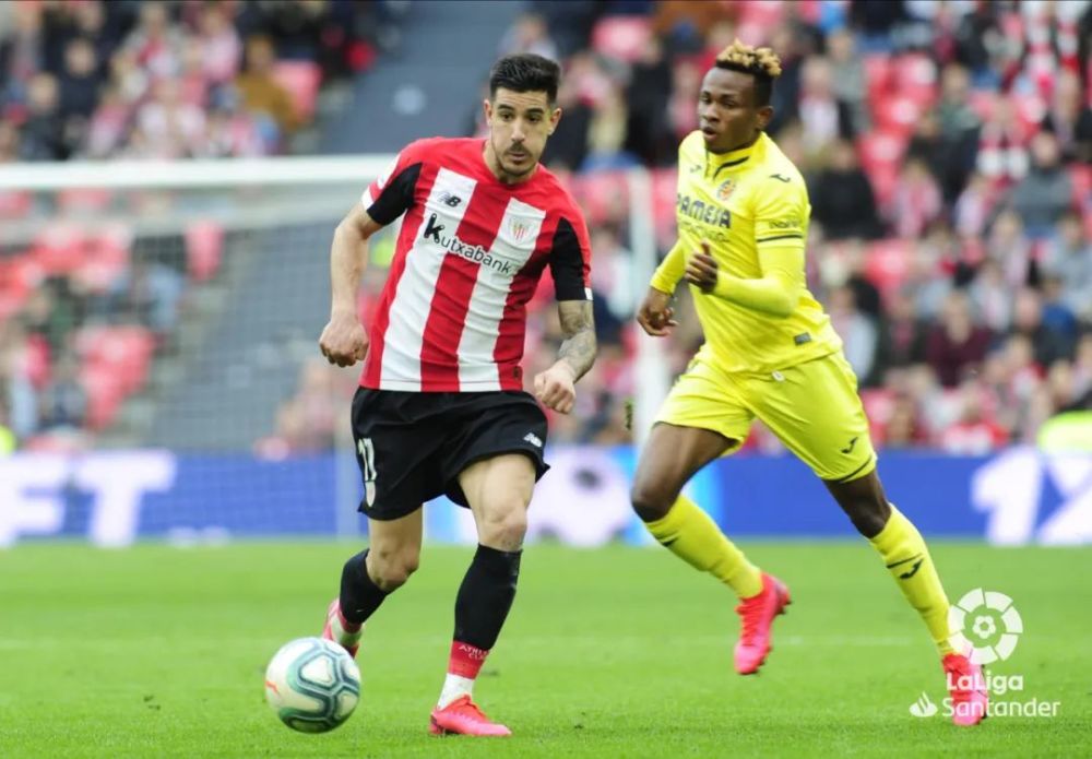 包含赫塔菲势不可挡，登上积分榜前列的词条