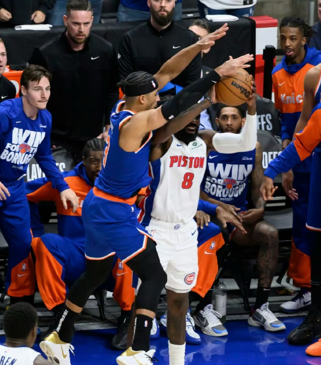 关于尼克斯再败:球队积极训练以期获胜的信息