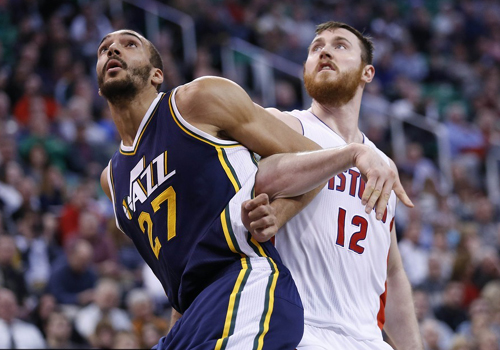 底特律活塞客场惨败犹他爵士，遭遇连败的简单介绍