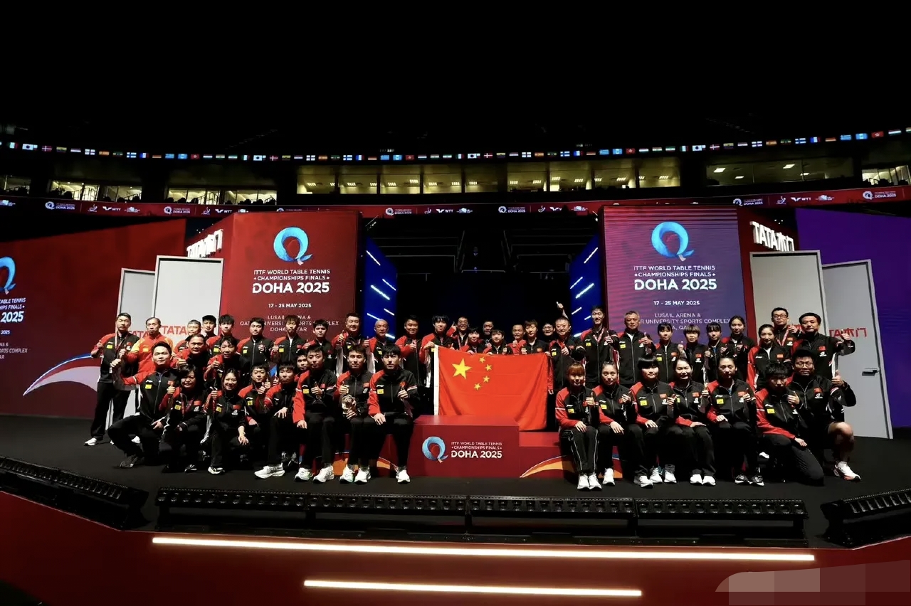 大赛卫冕冠军阵容曝光,球迷揭幕期待 大赛卫冕冠军阵容曝光,球迷揭幕期待