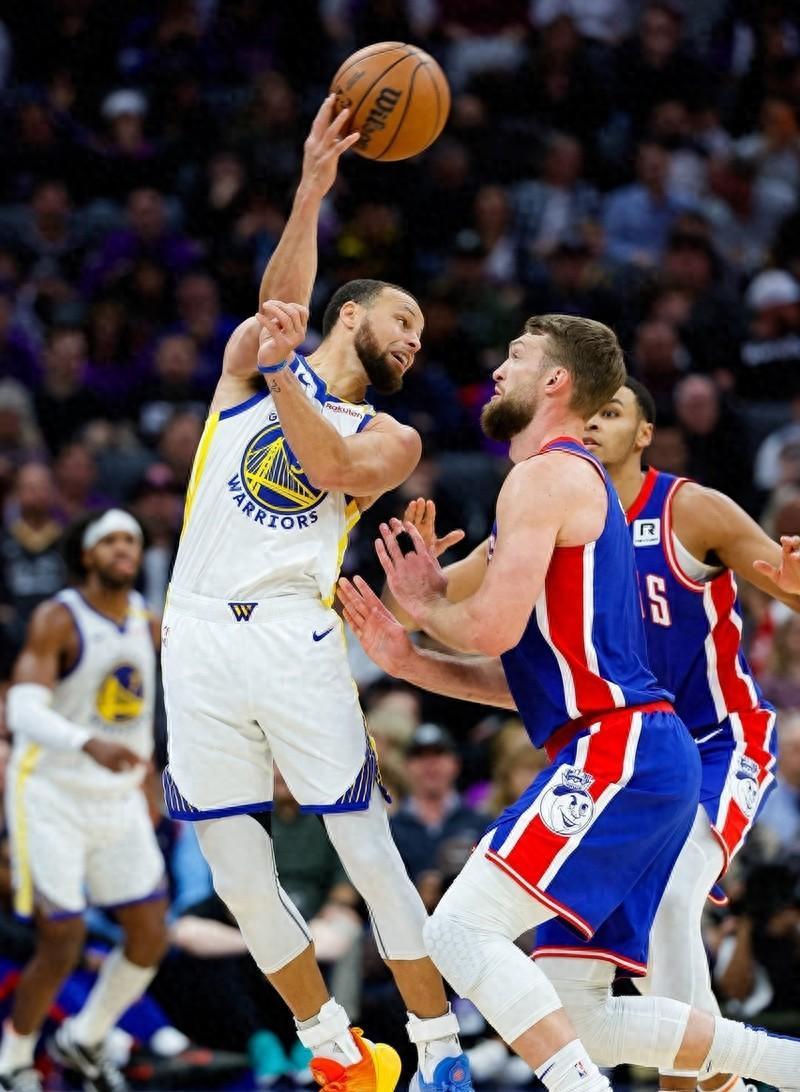 尼克斯在客场输给国王，新秀发挥平平