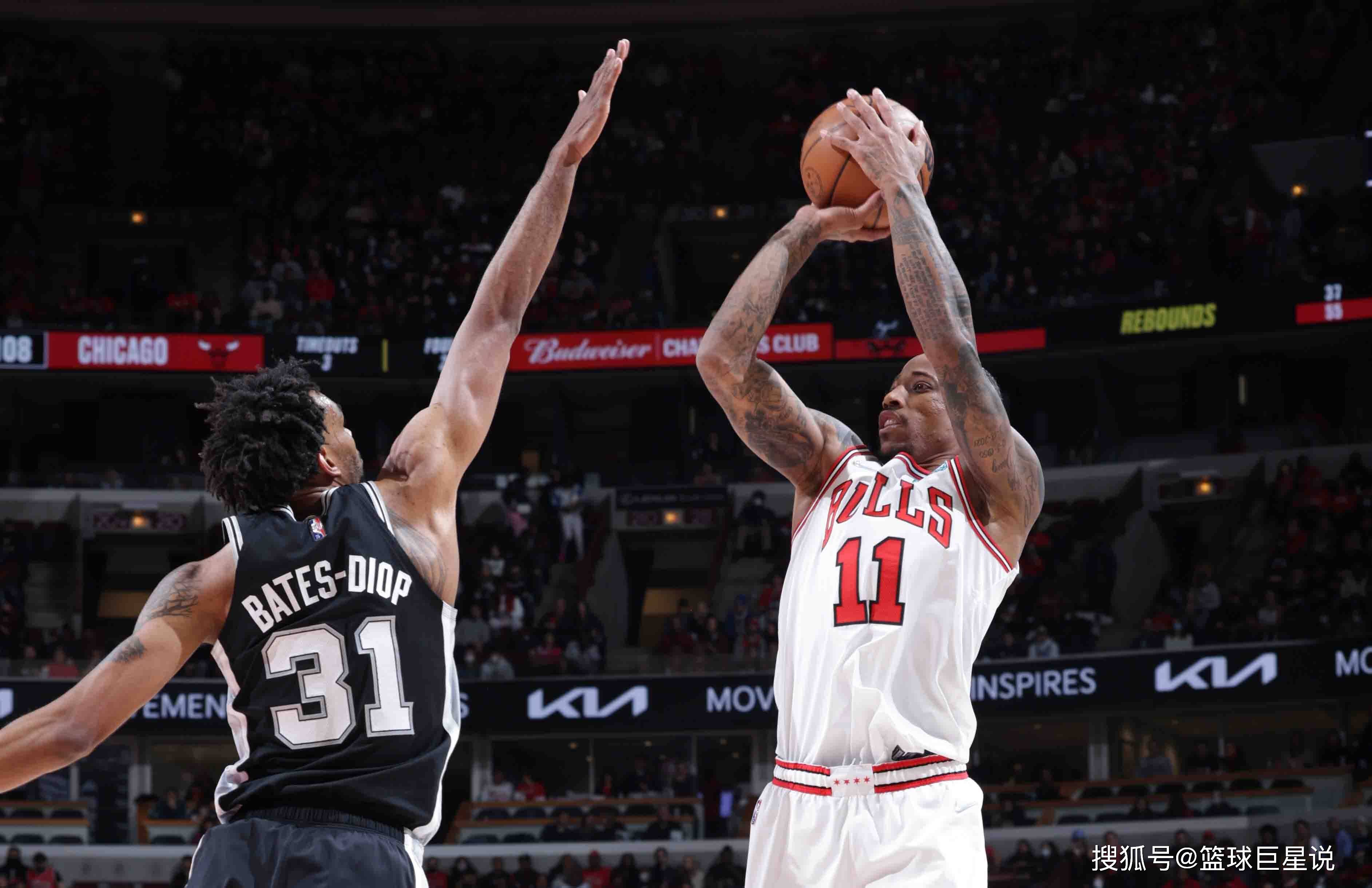 尼克斯险胜马刺,麦科勒姆高光表现 尼克斯险胜马刺,麦科勒姆高光表现